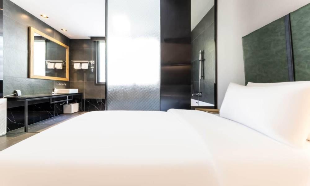 Anseong Nomad Hotel Buitenkant foto